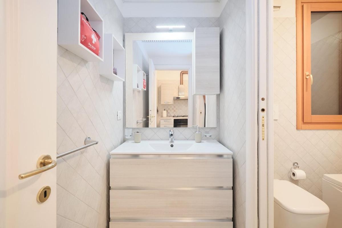 New - Metro Jonio - La Dolce Con Garage E Piscina * Rom