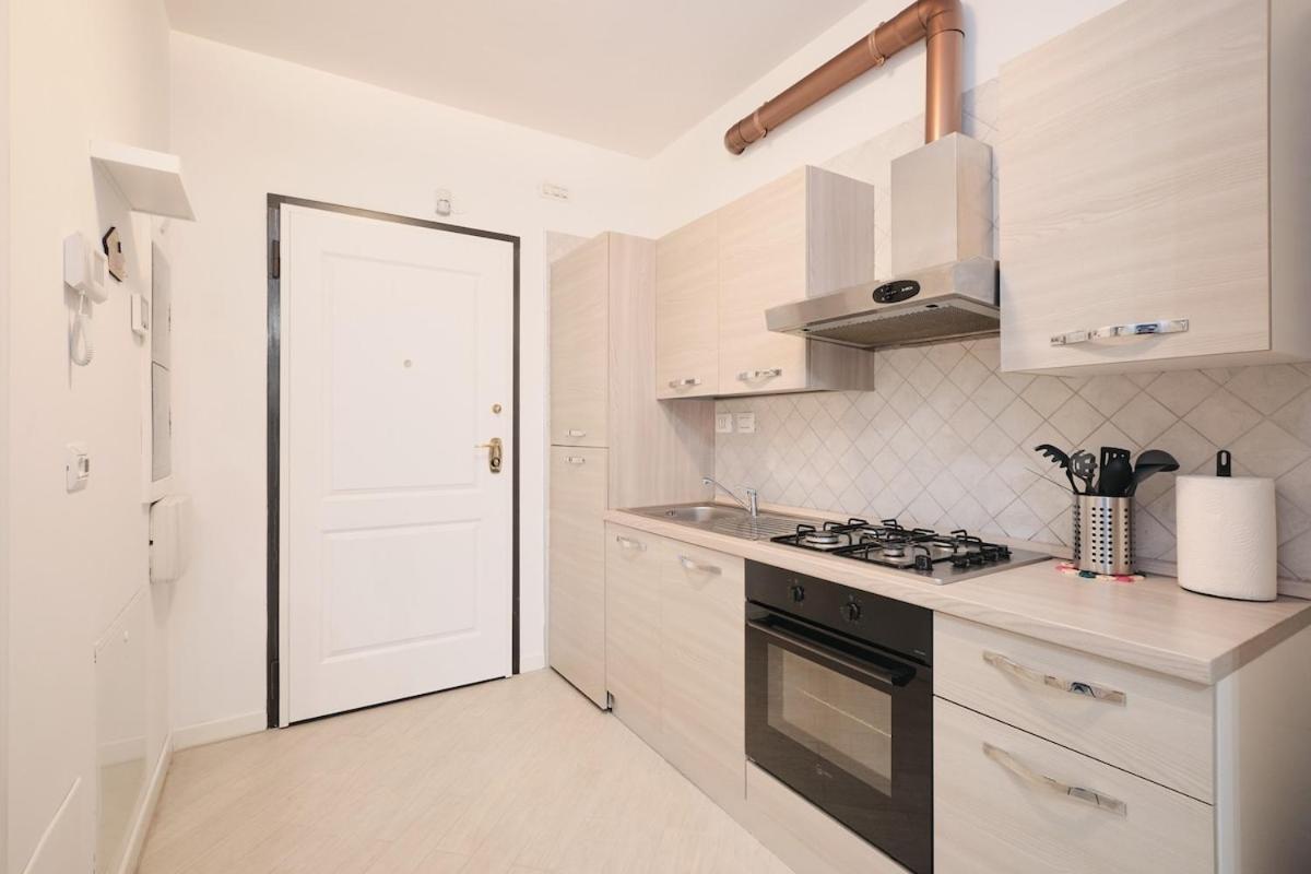 New - Metro Jonio - La Dolce Con Garage E Piscina Apartment Rom